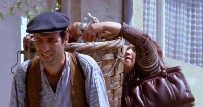 Yeşilçam filmlerinde gözden kaçan hatalar! 1