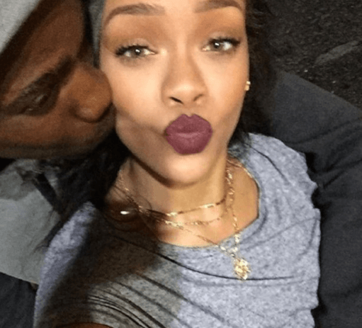 O gece Rihanna'yı derinden sarstı! 37