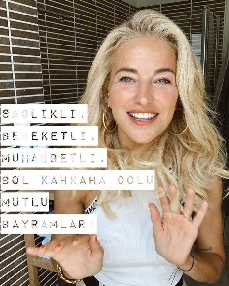 Ünlülerden bayram mesajları! 4