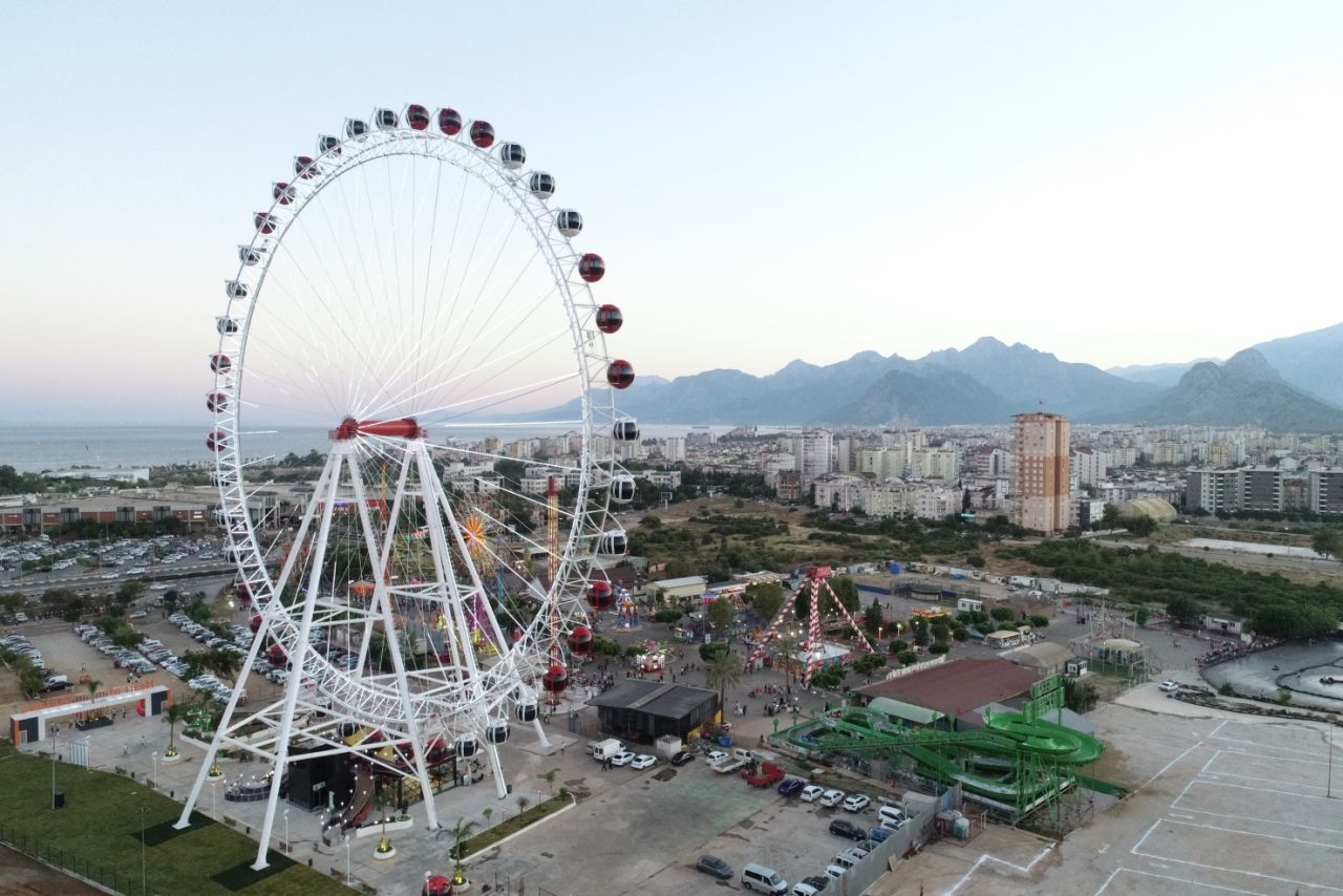 Dünyanın en büyük ikinci dönme dolabı Antalya'da! 20