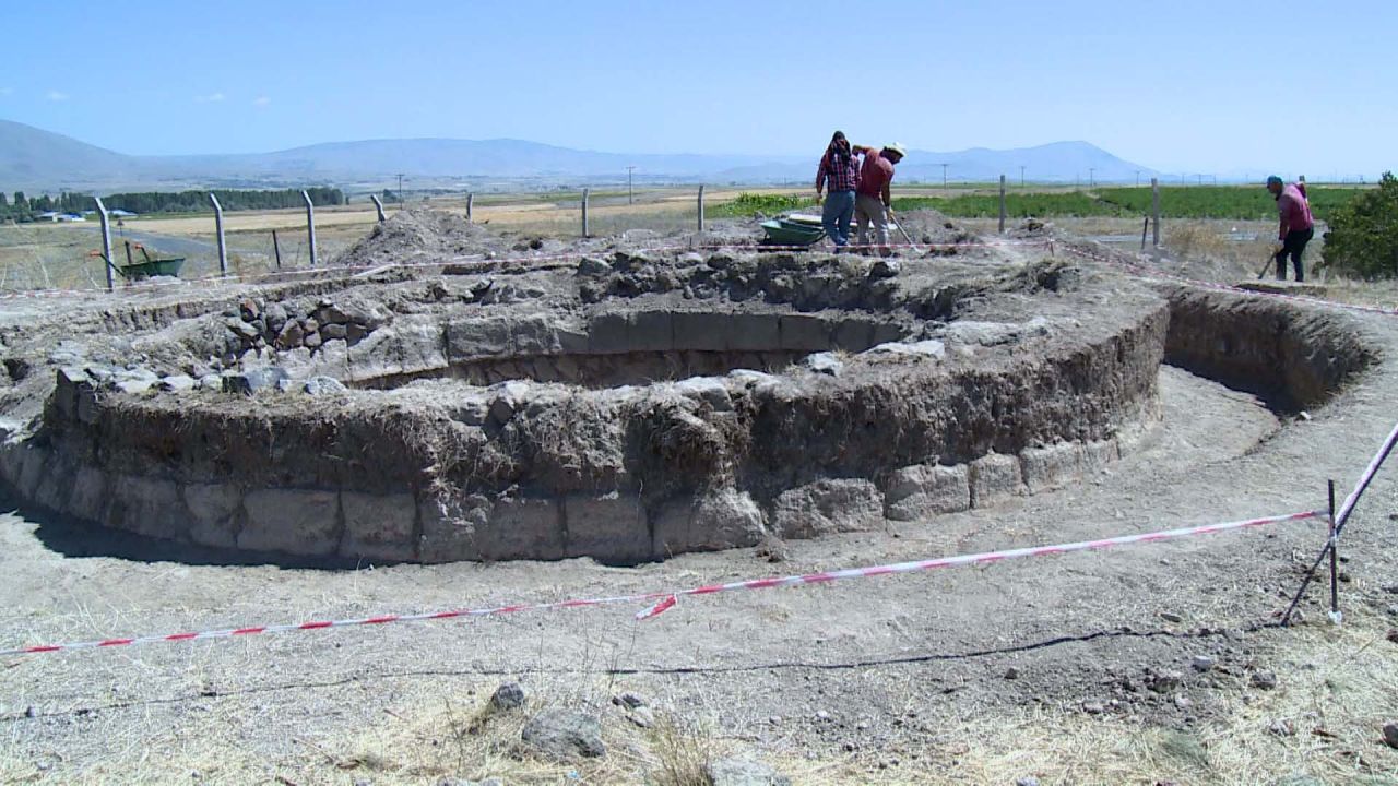 Erzurum'da Sultan Alaaddin yazan sanduka bulundu! 4