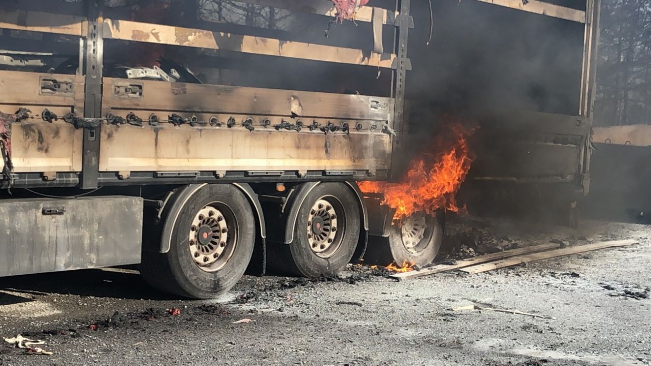 Gebze'de ormanda başlayan yangın fabrikaya sıçradı! 13
