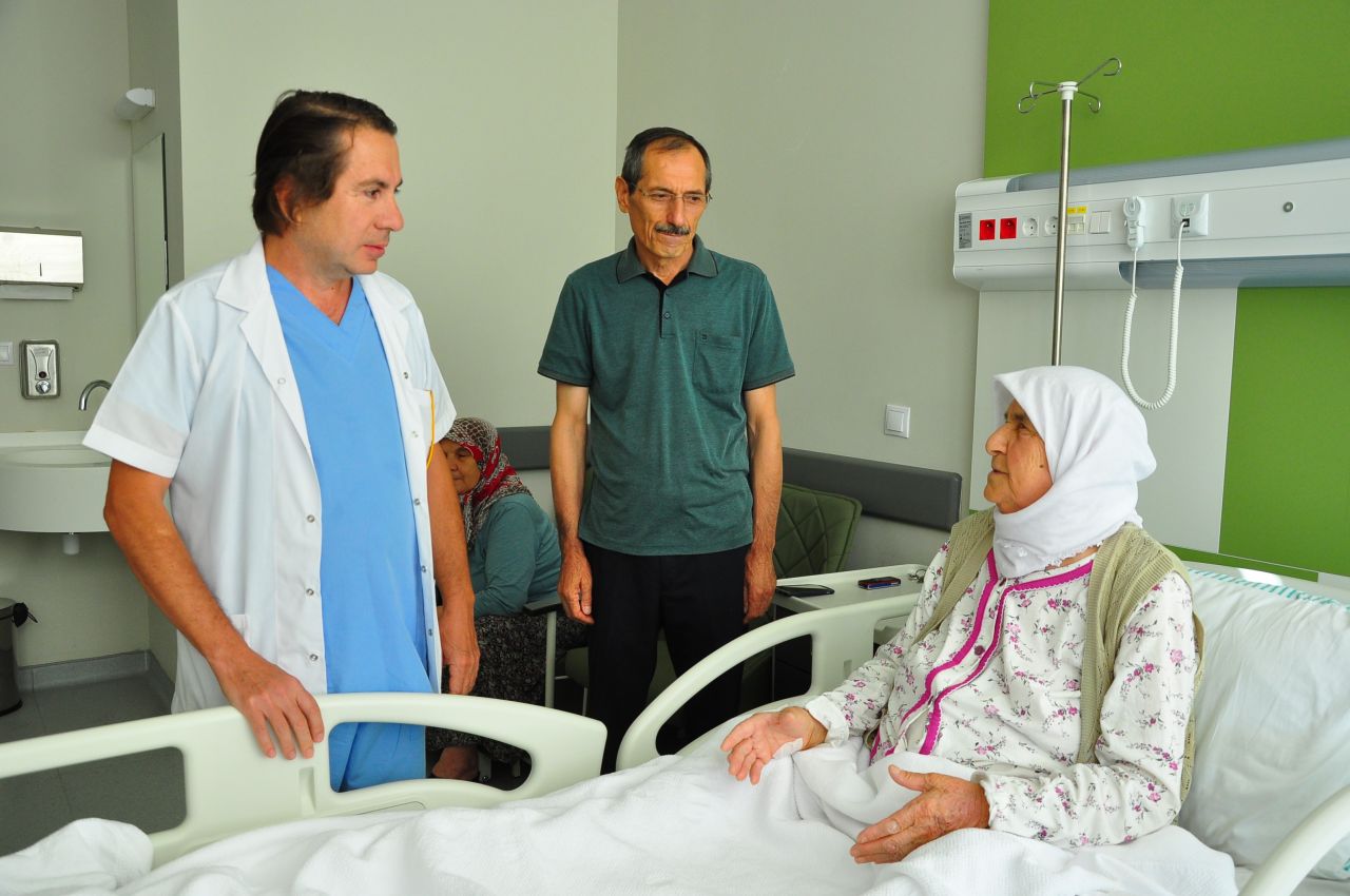Karnından çıktı: Tam 12 kilo! 6