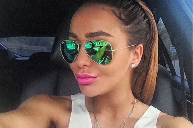 Güzel model boğularak can verdi! 18