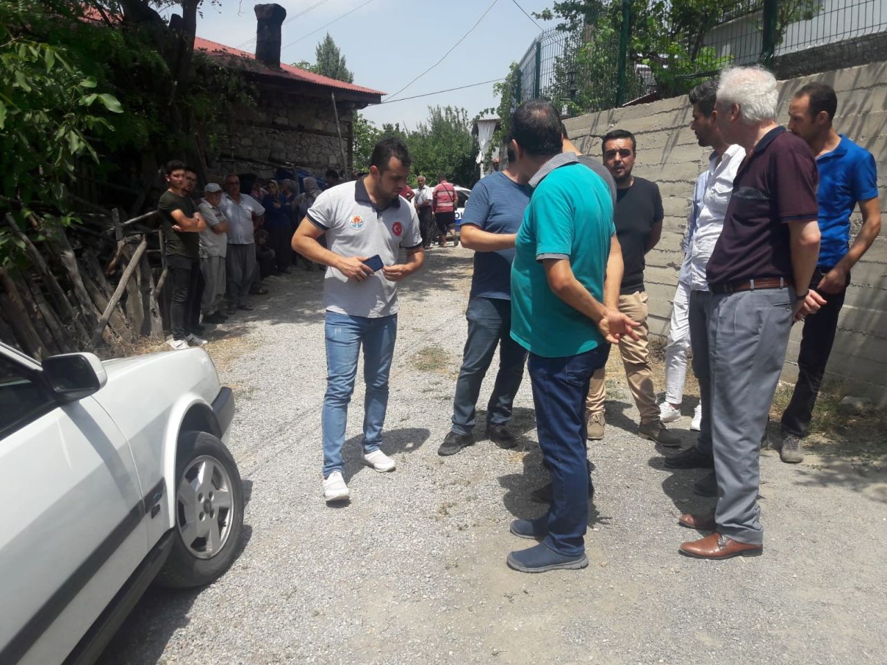 Bir gün arayla intihar ettiler! 8