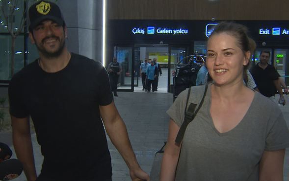 Burak Özçivit'ten eşine destek! 5