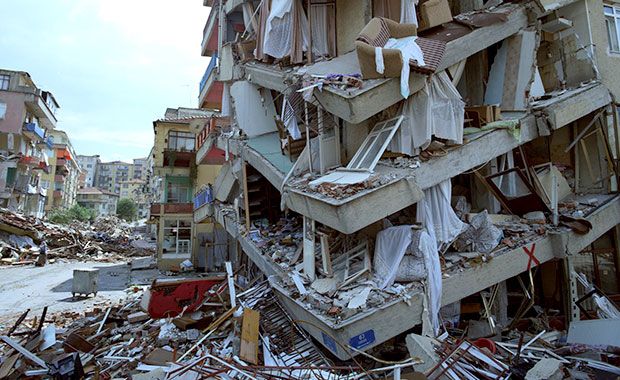 Büyük felaketin üzerinden 20 yıl geçti! 3