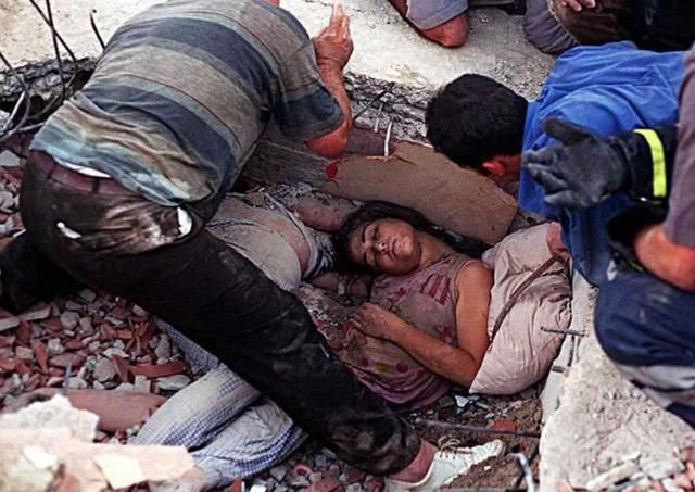 Büyük felaketin üzerinden 20 yıl geçti! 5