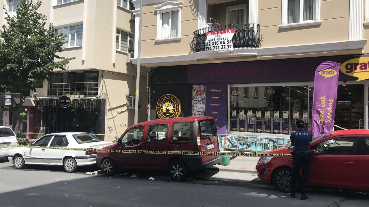 İstanbul'un göbeğinde başına taş yağdı! 8