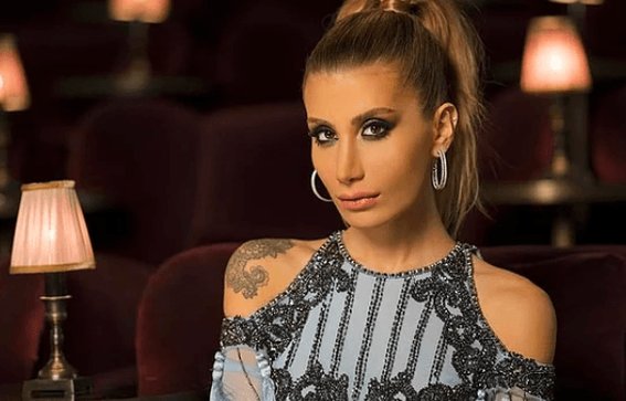 Estetik operasyonlarıyla bambaşka birine dönüştüler! 13