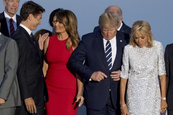 G7 zirvesine damga vuran öpücükler! 10