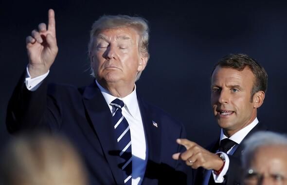 G7 zirvesine damga vuran öpücükler! 12