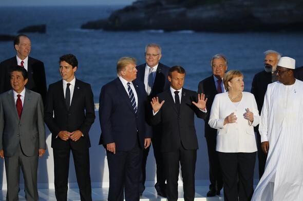 G7 zirvesine damga vuran öpücükler! 8