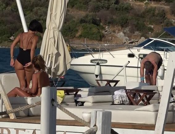 Murat Başoğlu yine teknede! 7