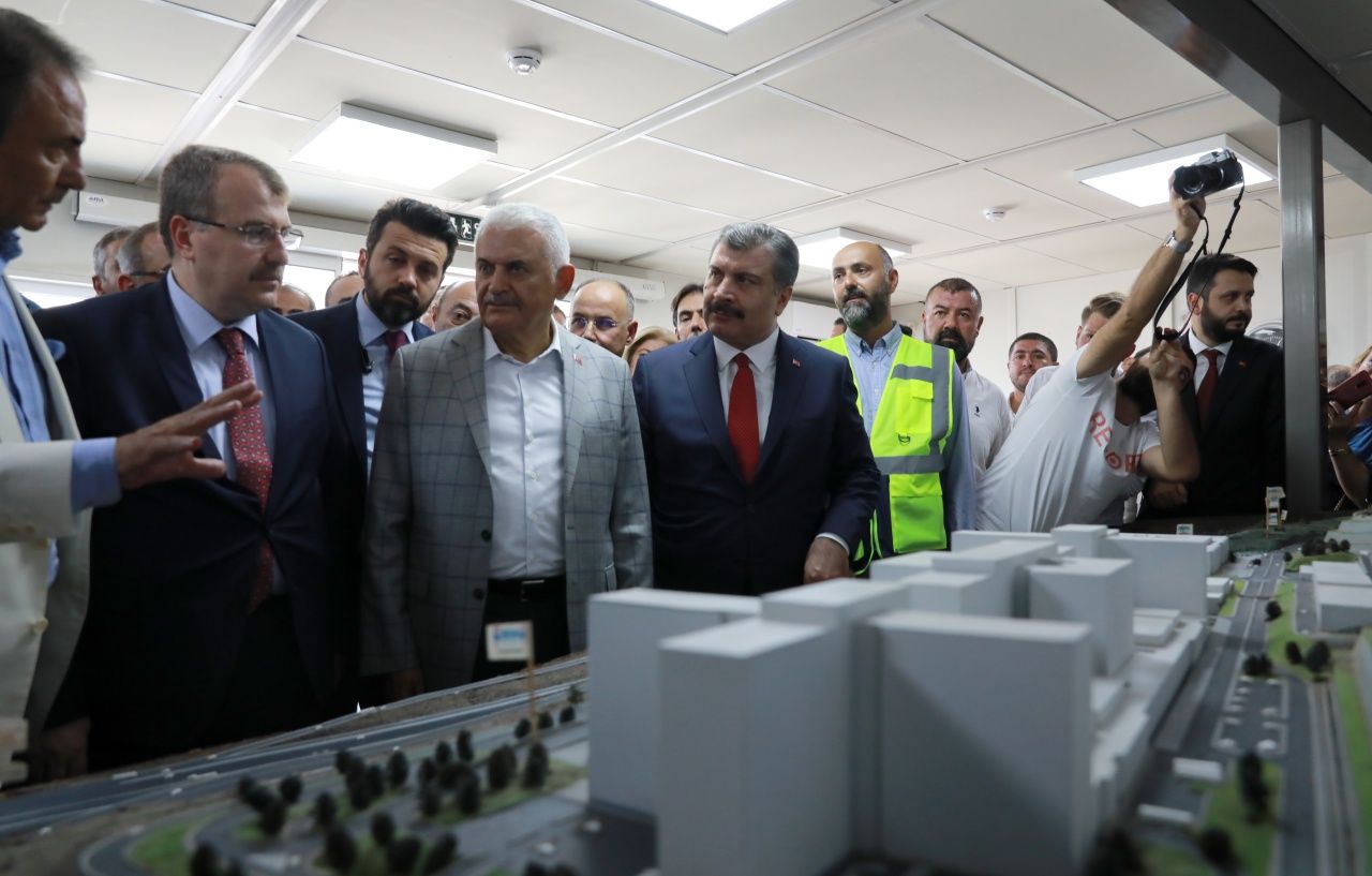 Bakan Koca, Kazım Türker'le dev yatırımı gezdi! 5