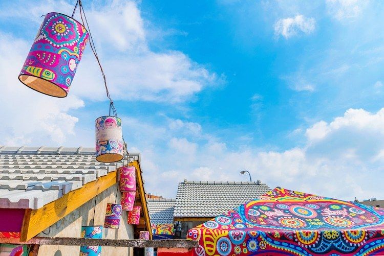 Yaşlı adam köyünü kurtardı! 8