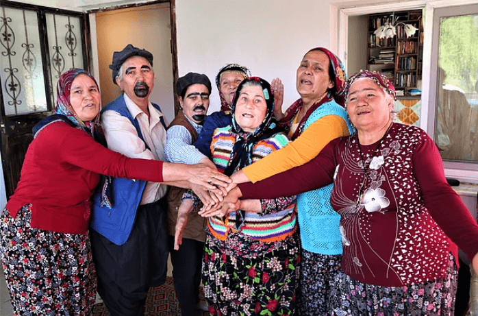 Yeni oyunuyla küresel ısınmaya dikkat çekecek! 9