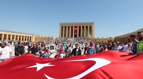 30 Ağustos'ta Anıtkabir'den renkli görüntüler! 3