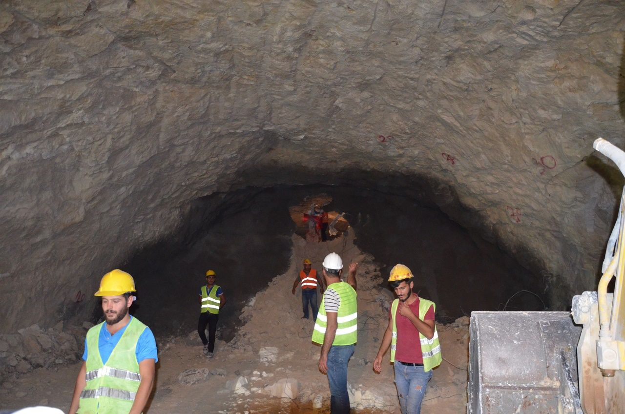 Hasankeyf Tüneli'nde ışık göründü... 13