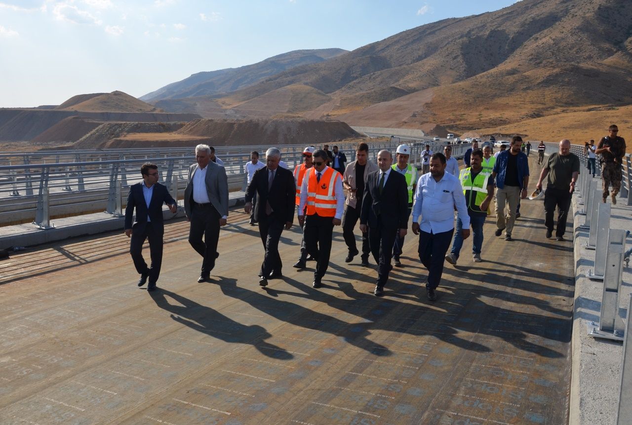 Hasankeyf Tüneli'nde ışık göründü... 17
