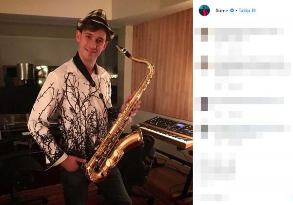 Grammy ödüllü DJ Flume sahnede ilişkiye girdi! 15