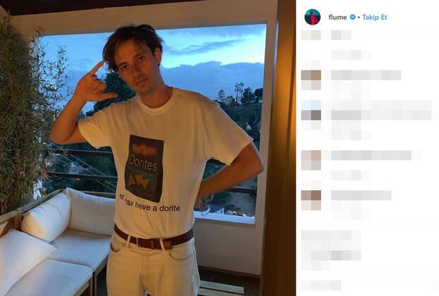 Grammy ödüllü DJ Flume sahnede ilişkiye girdi! 9