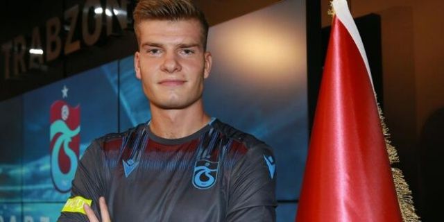 Kulüplerimiz parayı santrforlara döktü! 10