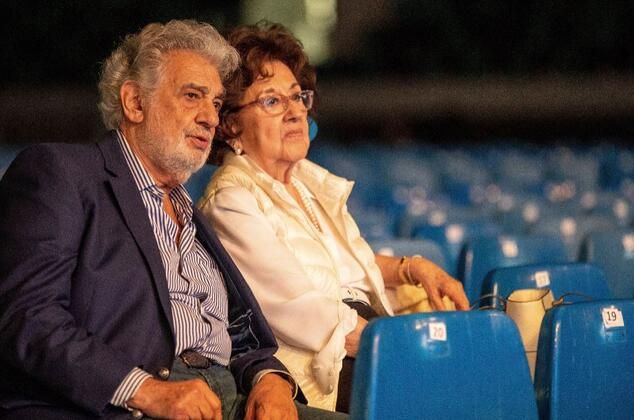 Dünyaca ünlü isme taciz suçlaması! 16