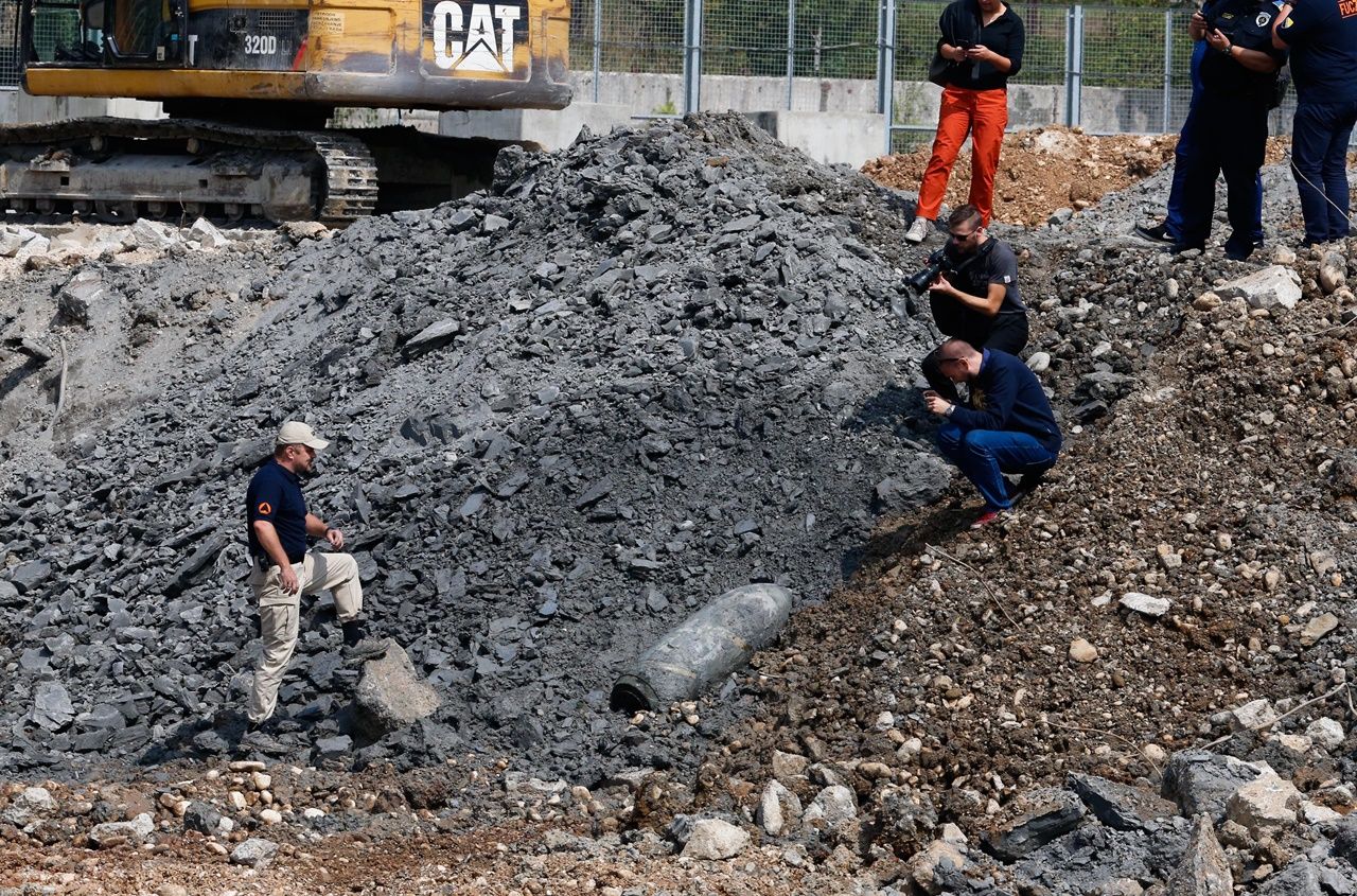 500 kilogramlık uçak bombası bulundu... 9