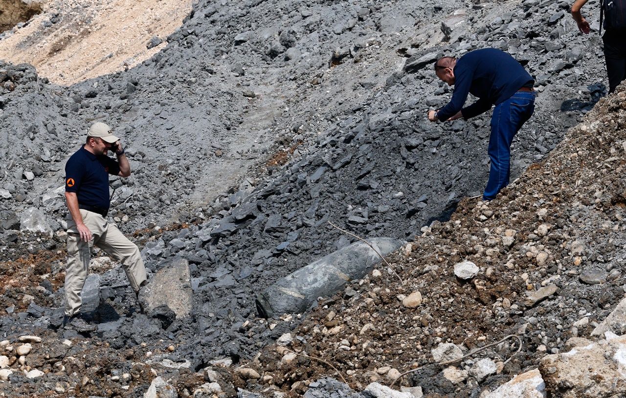 500 kilogramlık uçak bombası bulundu... 11