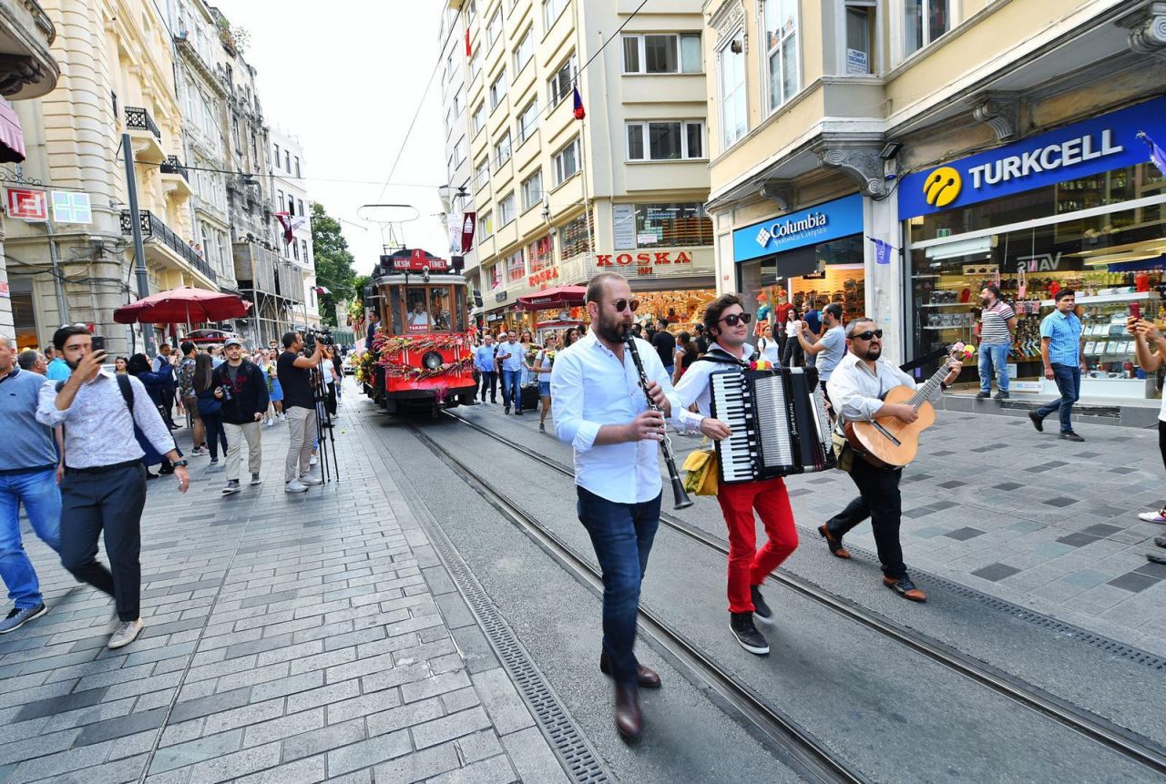 FloralFest'in tanıtımı İstiklal'de yapıldı! 5