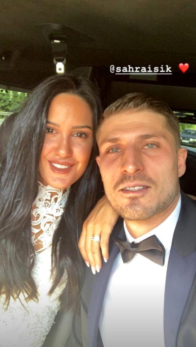 Survivor yarışmacısı nikah masasına oturdu! 1