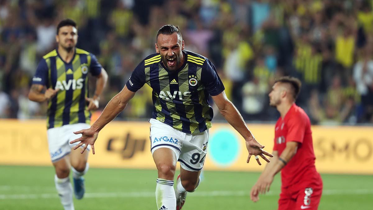 Vedat Muriqi ülkesinde kahraman oldu! 5