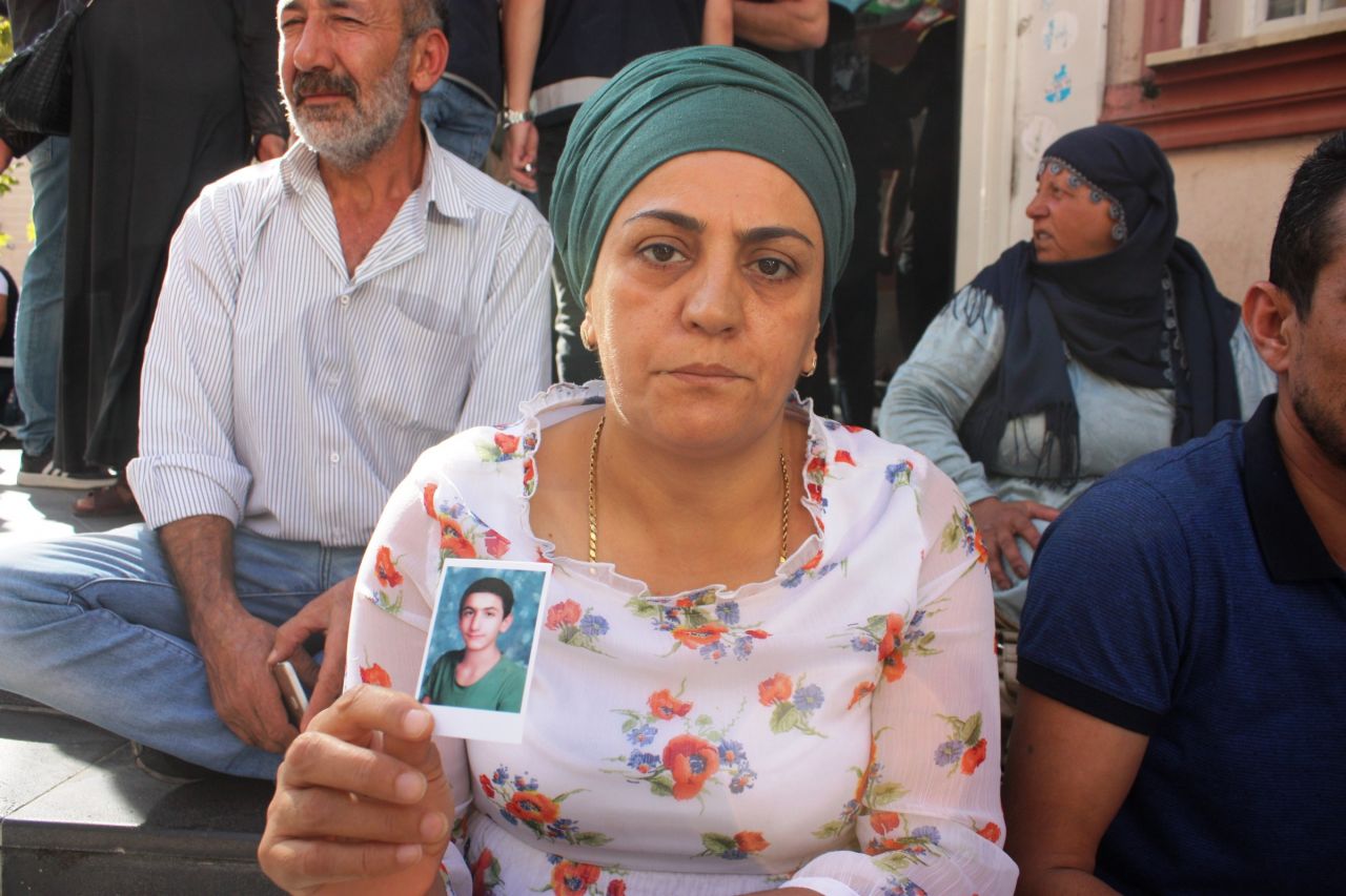 Çocuklarını 15 yaşındayken götürdüler... 4