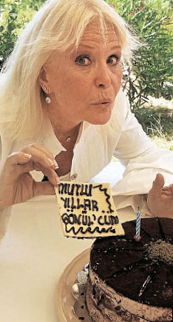 Gönül Yazar'ı bakın nasıl ikna etti! 5