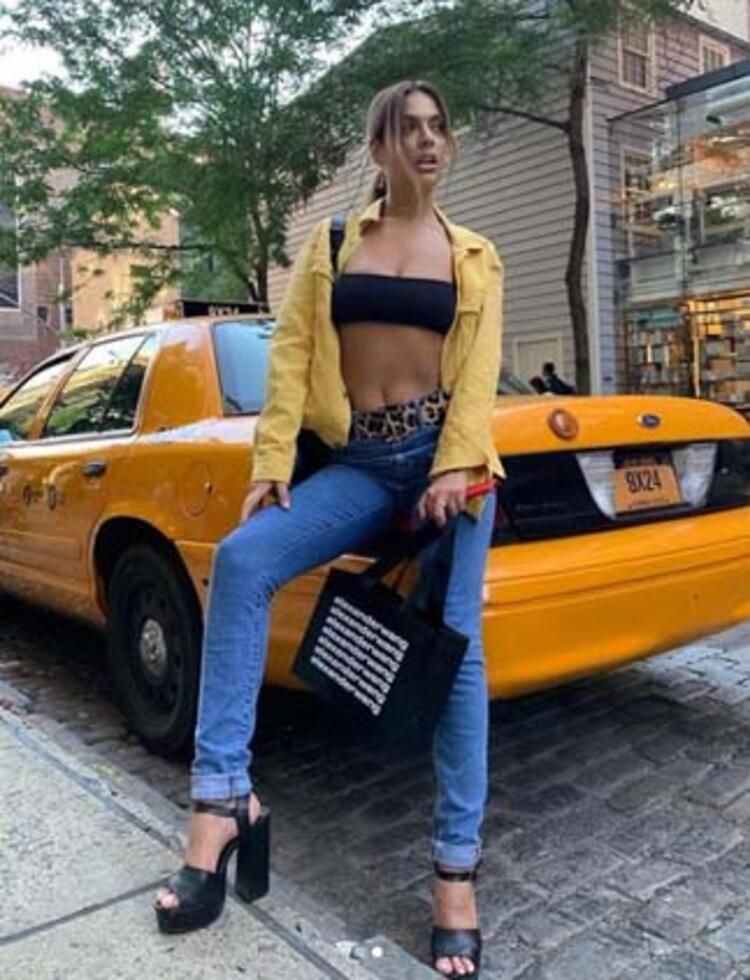Emre Mor'a aşktan kırmızı kart! 10
