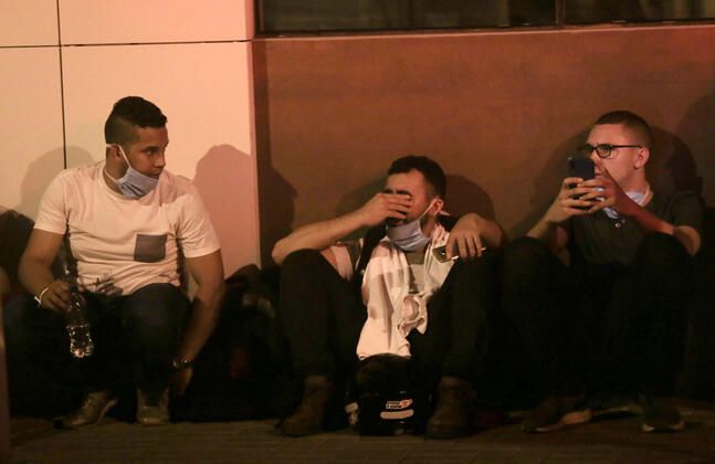 Çığlıklar arasında aşağıya atladılar: 10 ölü... 6