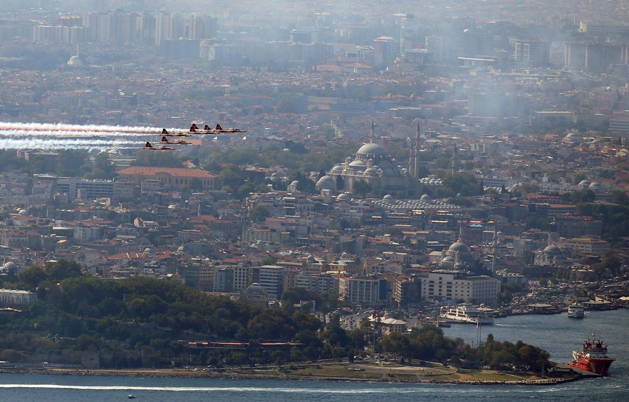 İstanbul Boğazı'nda Türk Yıldızları... 4