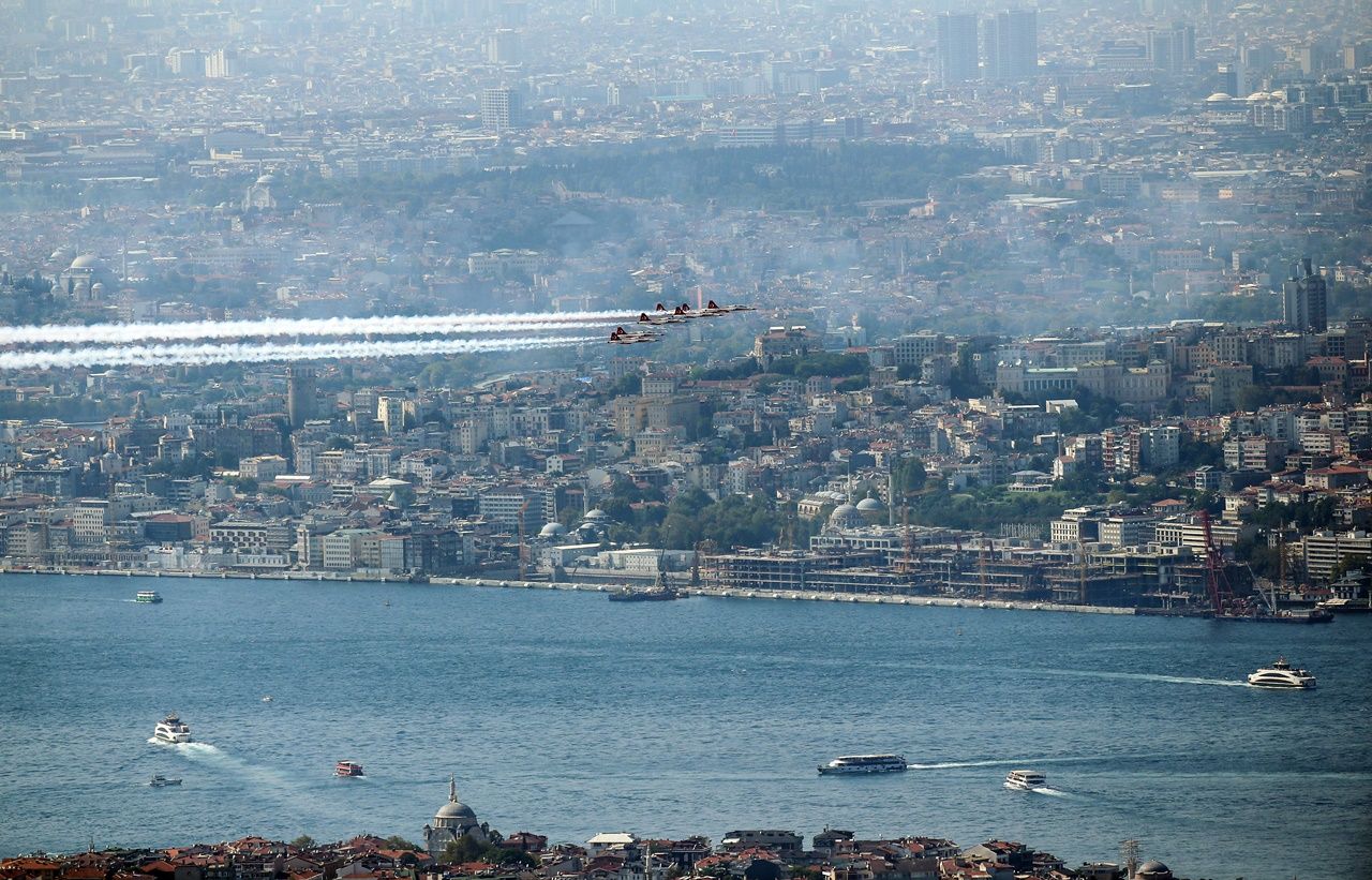 İstanbul Boğazı'nda Türk Yıldızları... 6