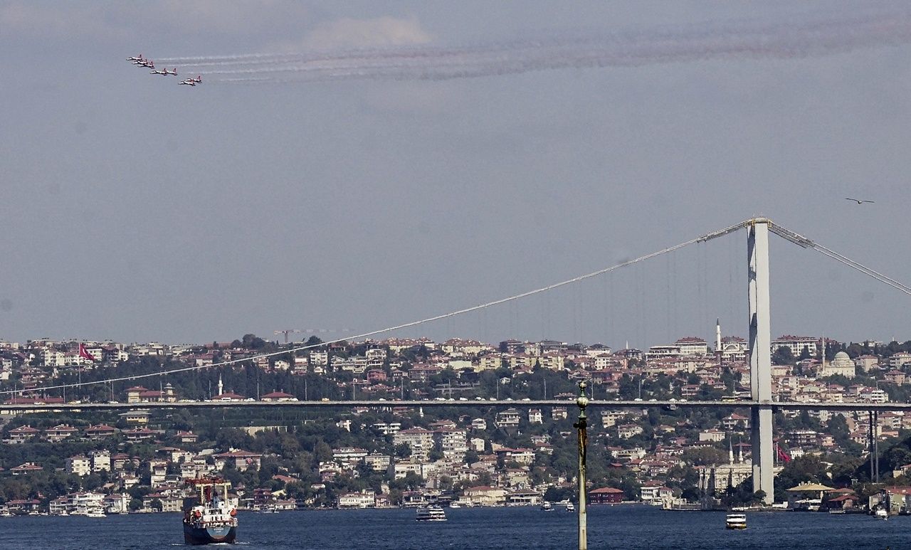 İstanbul Boğazı'nda Türk Yıldızları... 15