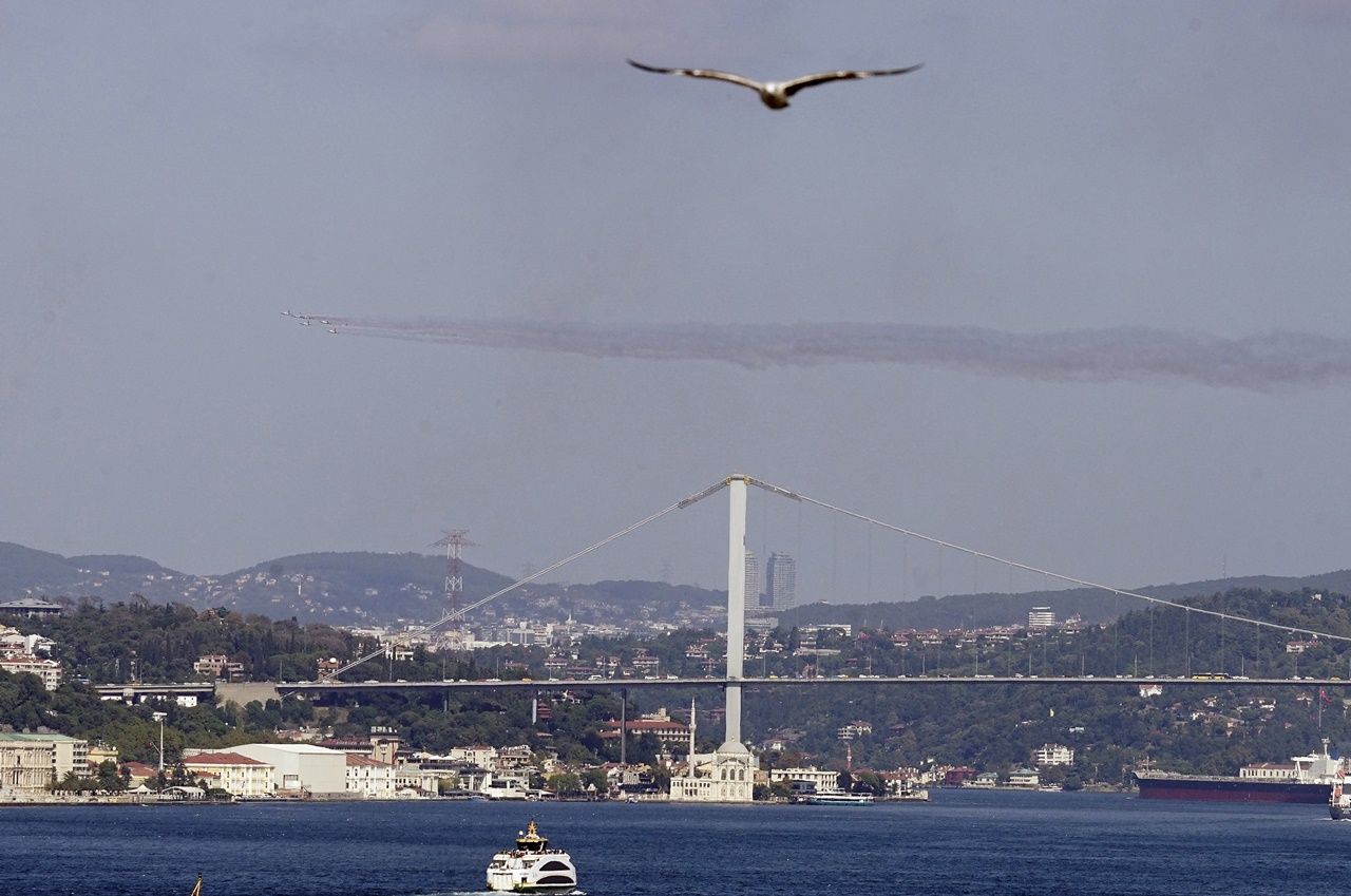 İstanbul Boğazı'nda Türk Yıldızları... 16
