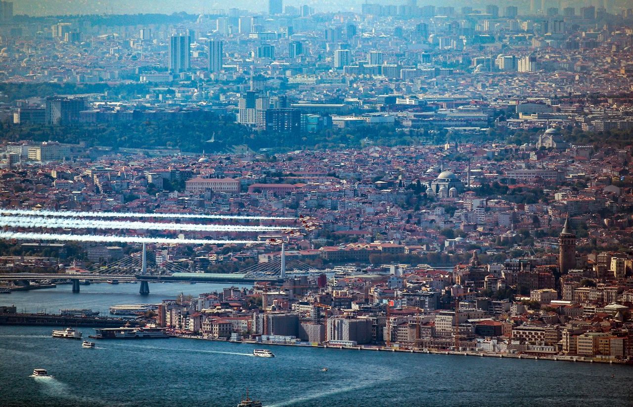 İstanbul Boğazı'nda Türk Yıldızları... 23