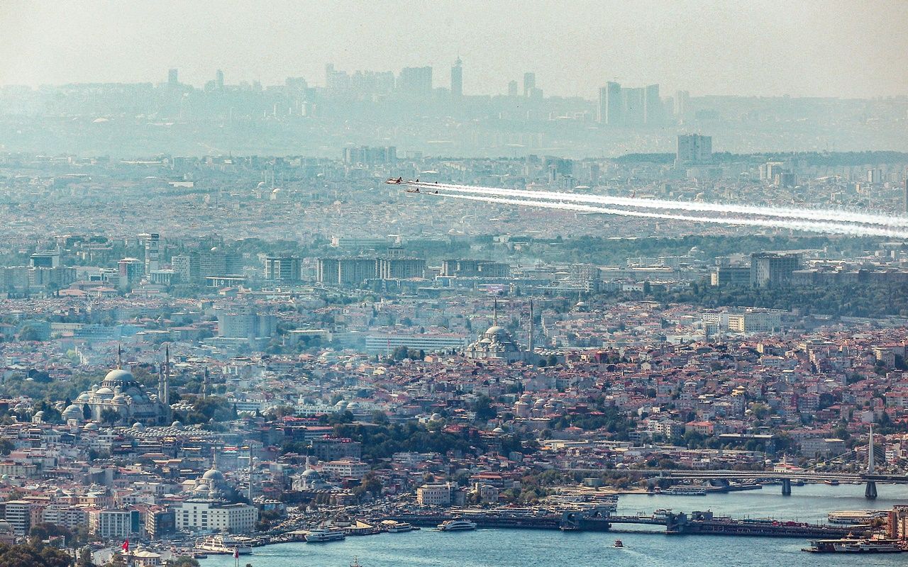 İstanbul Boğazı'nda Türk Yıldızları... 31