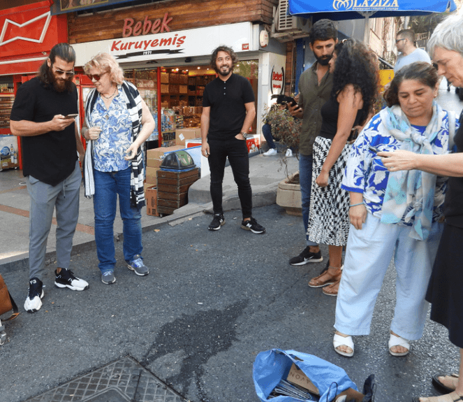 Can Yaman için selfie kuyruğu! 5