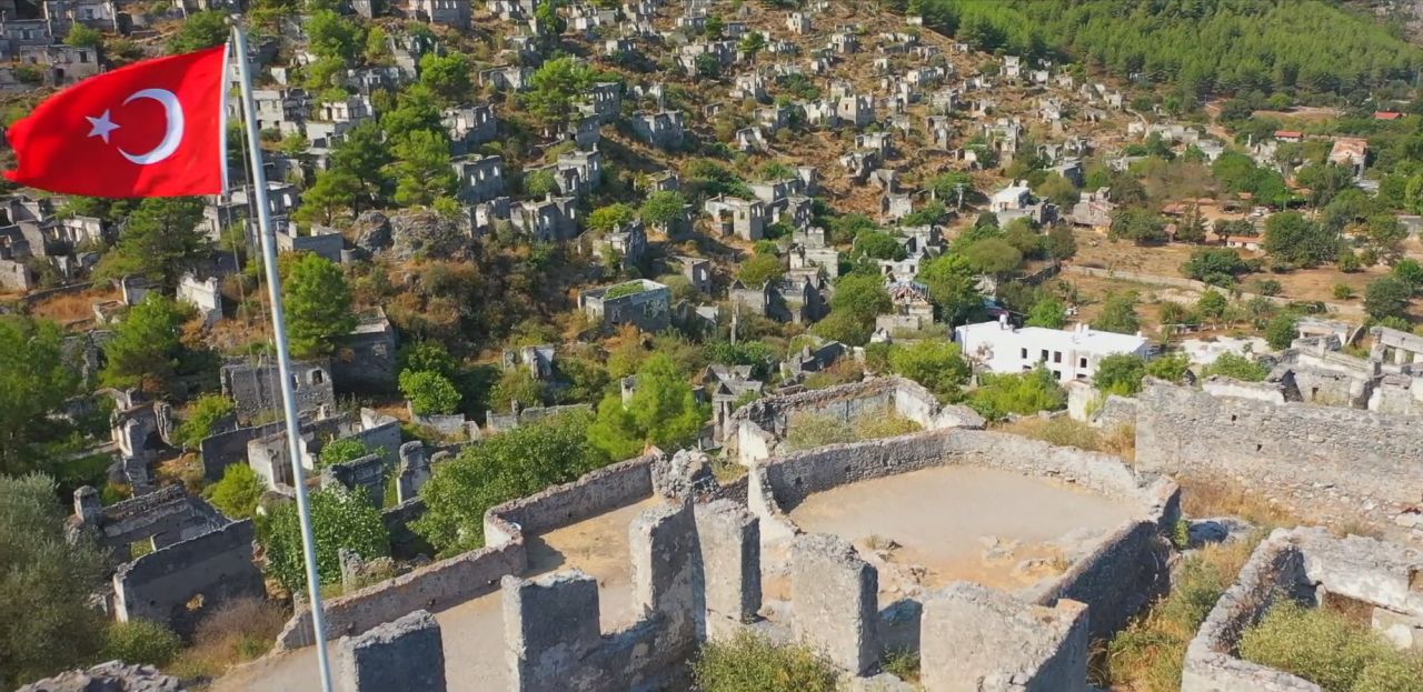 Fethiye'nin 'hayalet köy'ü havadan görüntülendi! 6