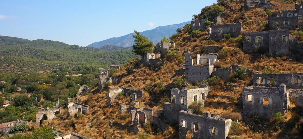 Fethiye'nin 'hayalet köy'ü havadan görüntülendi! 8