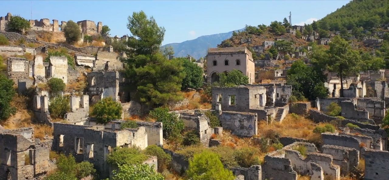 Fethiye'nin 'hayalet köy'ü havadan görüntülendi! 9