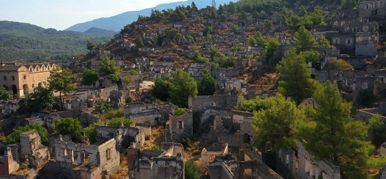 Fethiye'nin 'hayalet köy'ü havadan görüntülendi! 10