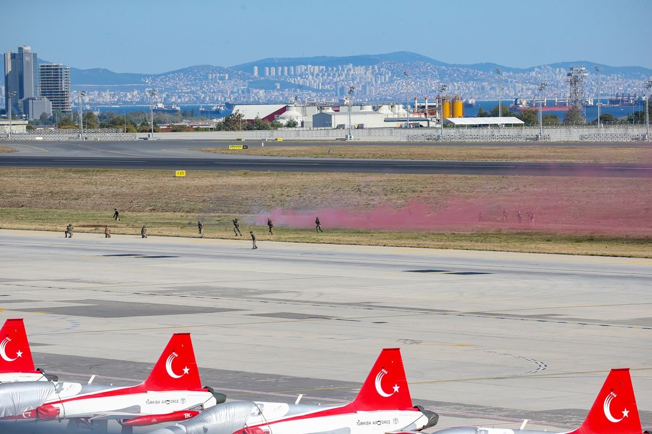 TEKNOFEST'te nefes kesen gösteriler... 12
