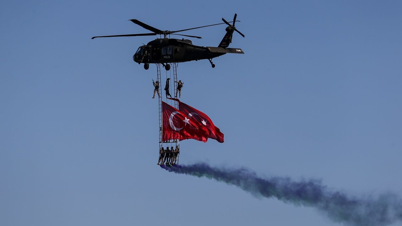 TEKNOFEST'te nefes kesen gösteriler... 22